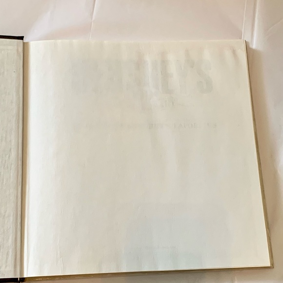 Hershey’s 100th Anniversary Cookbook - Picture 4 of 16